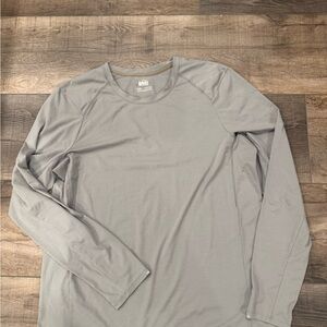 REI Men's Light Gray Long Sleeve Tee